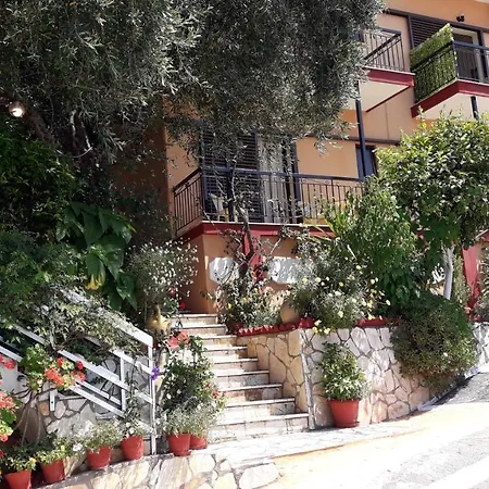 Vasiliki View Apartment Barbati